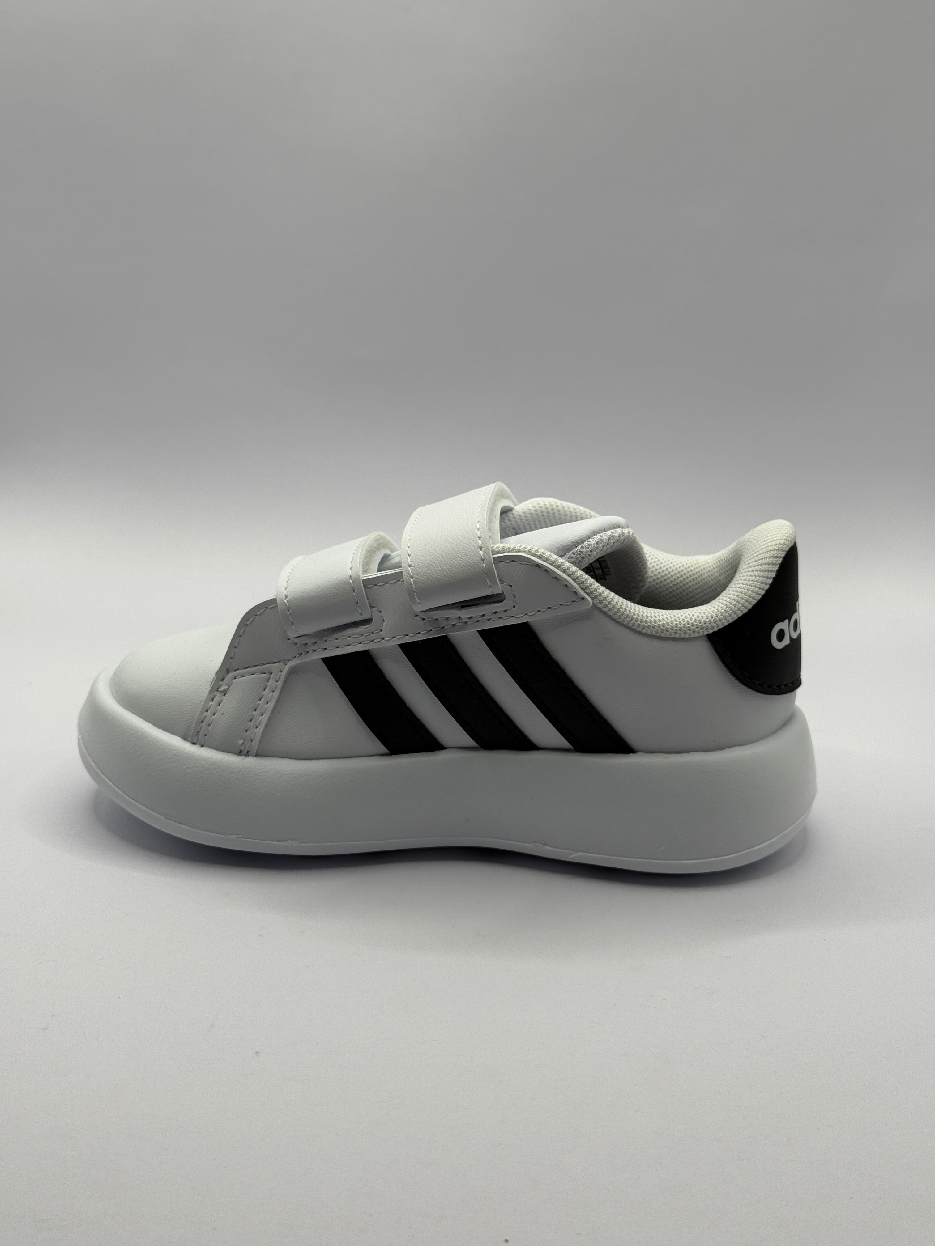 Adidas Grand Court 2.0
