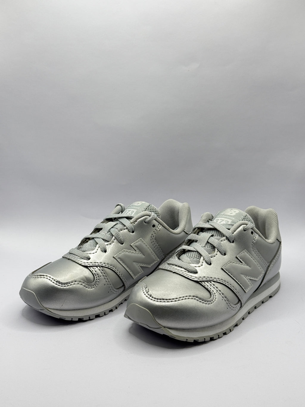 New Balance 373