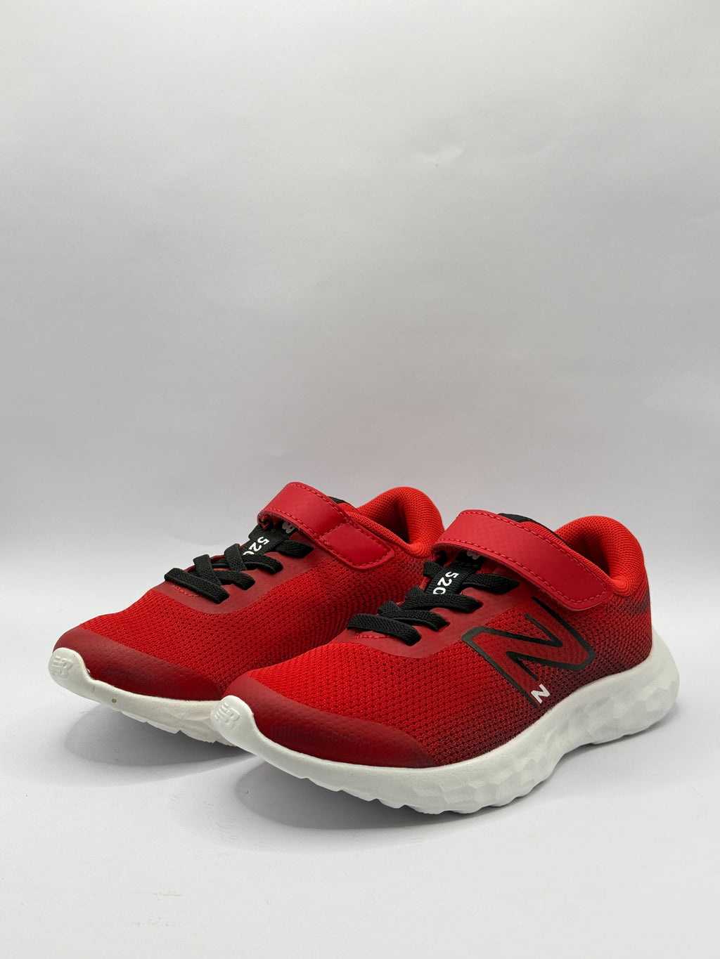 New Balance 520