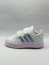 Adidas sneakers — Versione 6