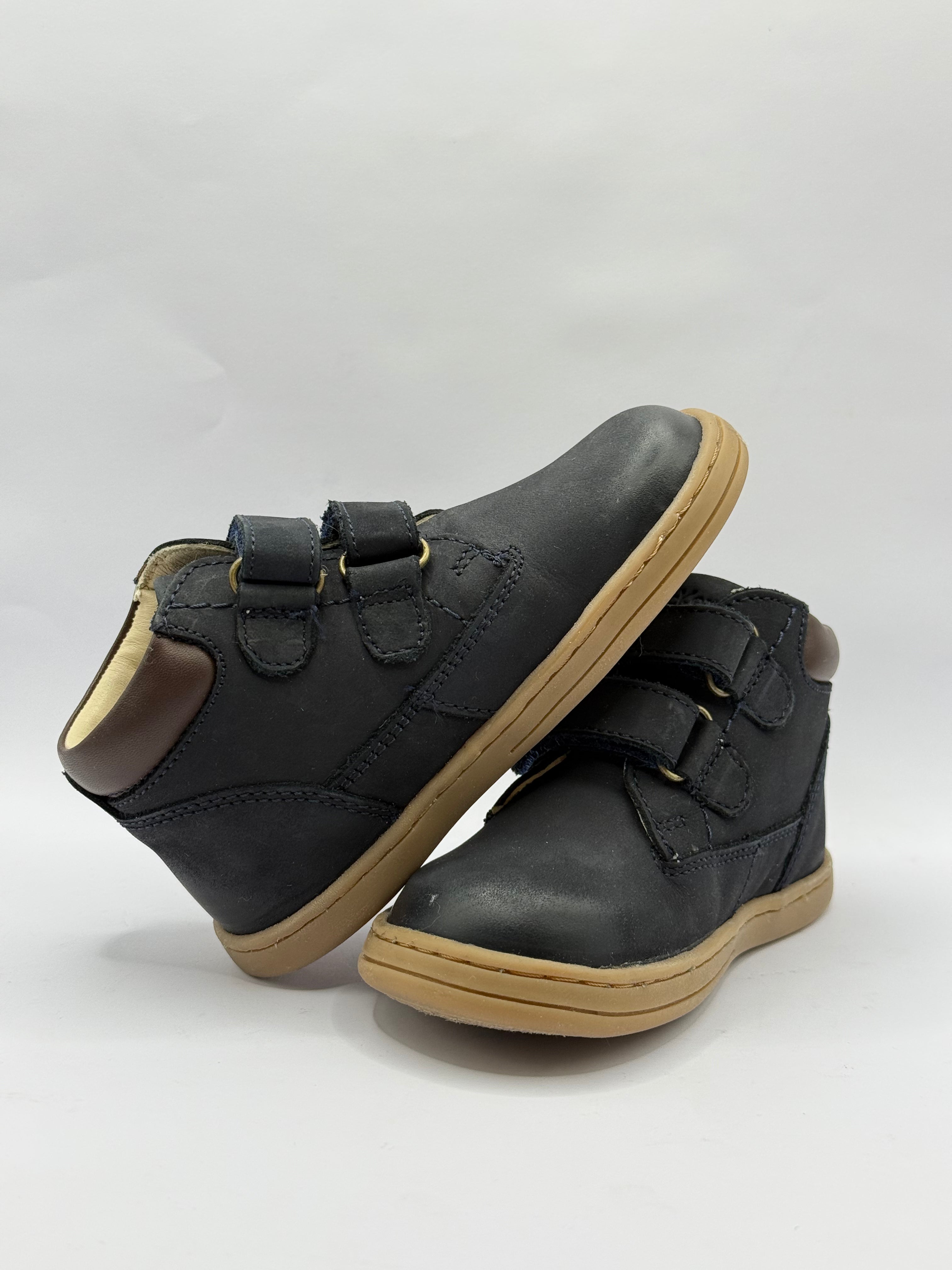 Kickers Tackeasy