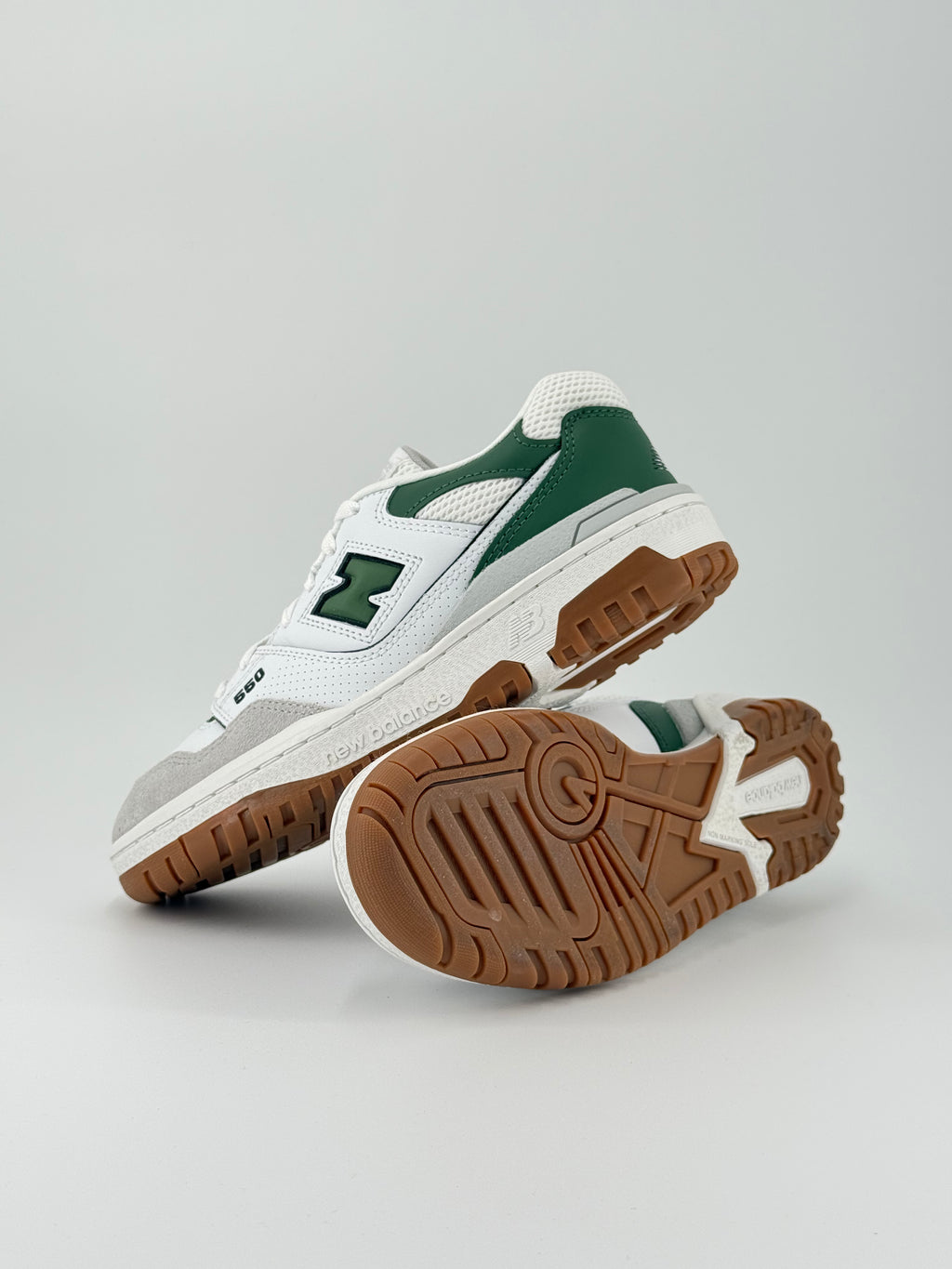 New Balance 550