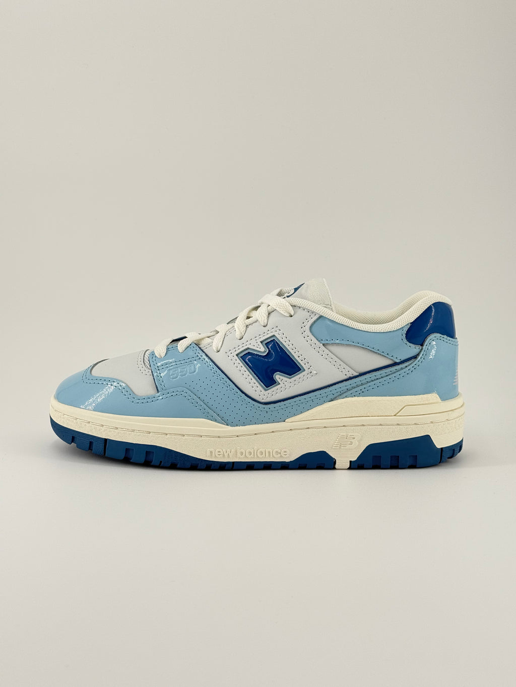 New Balance 550