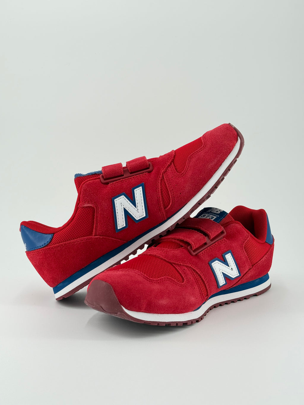 New Balance 373