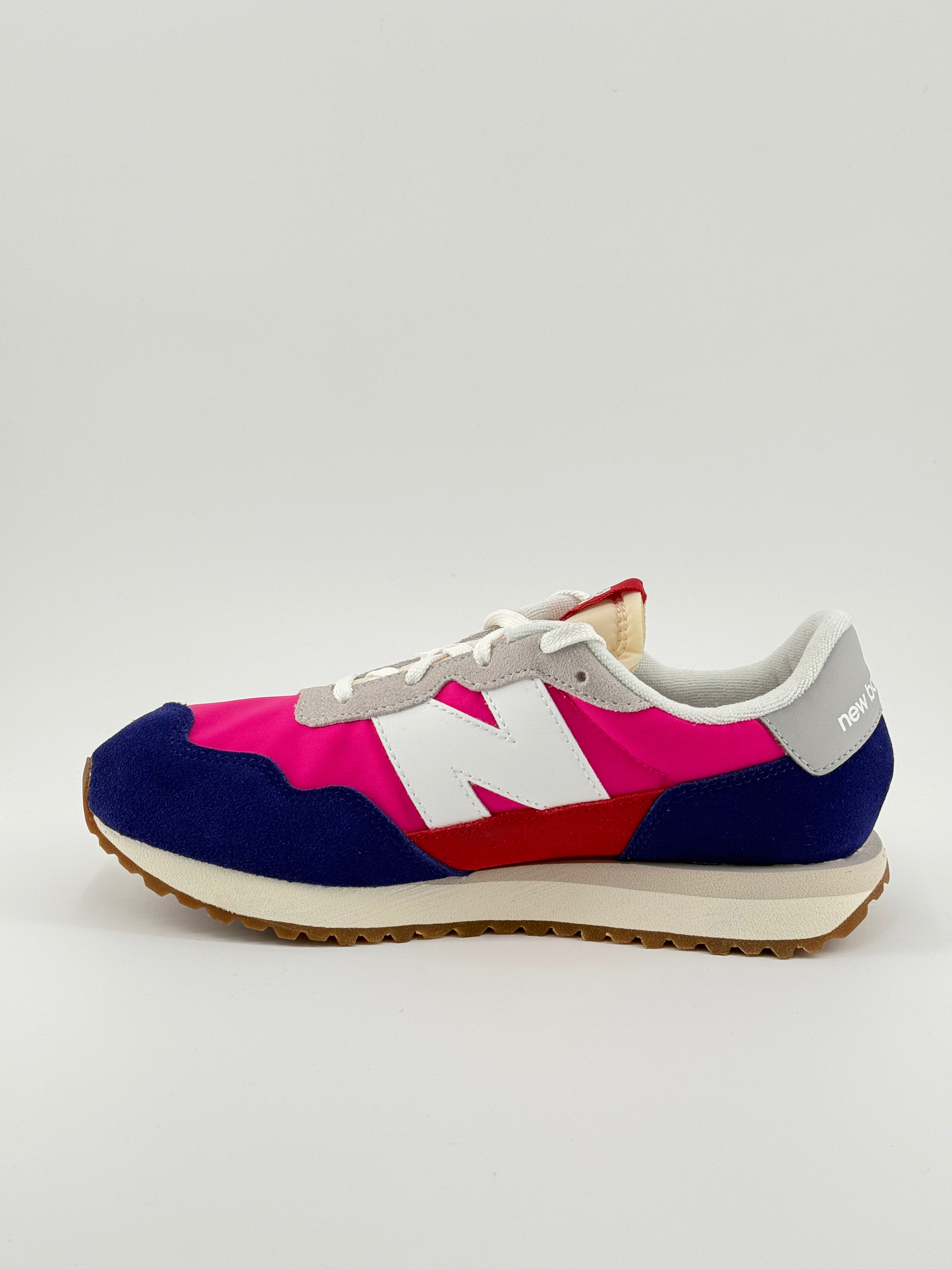 New Balance 237