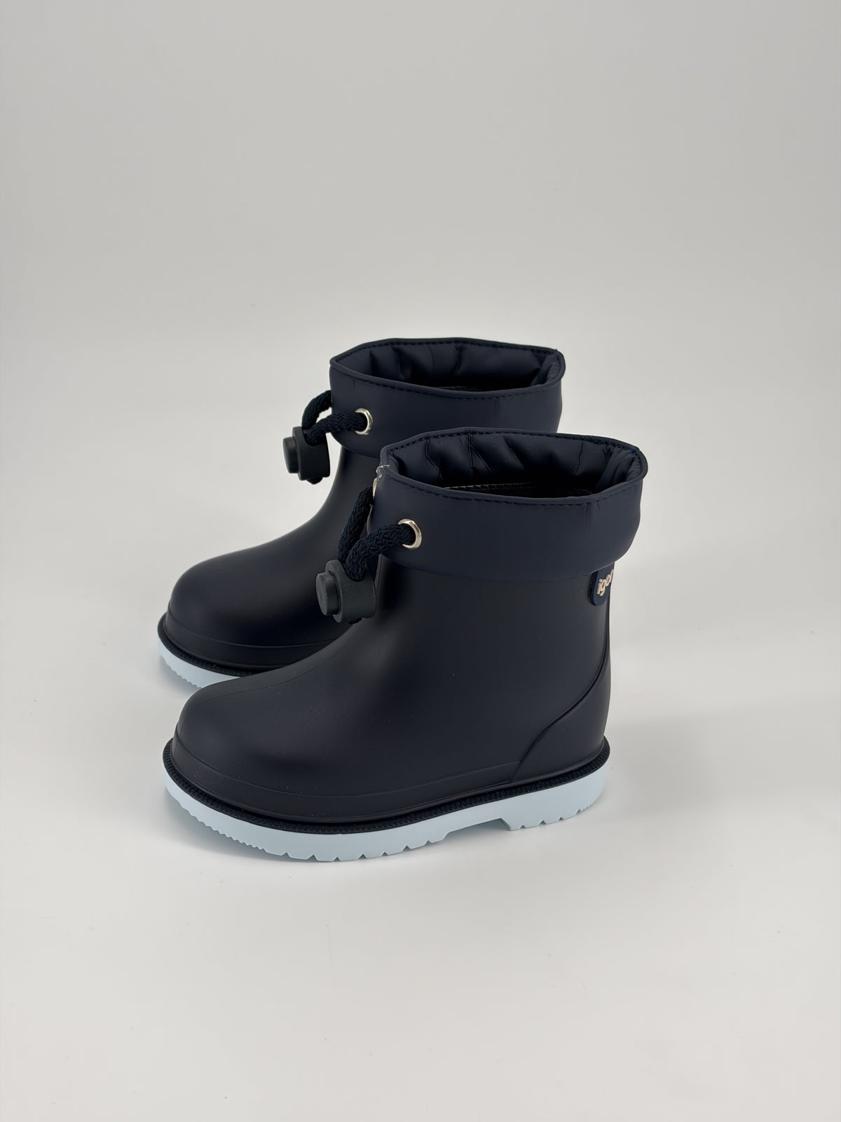 Igor Bimbi Bicolor — Navy, fondo azzurro