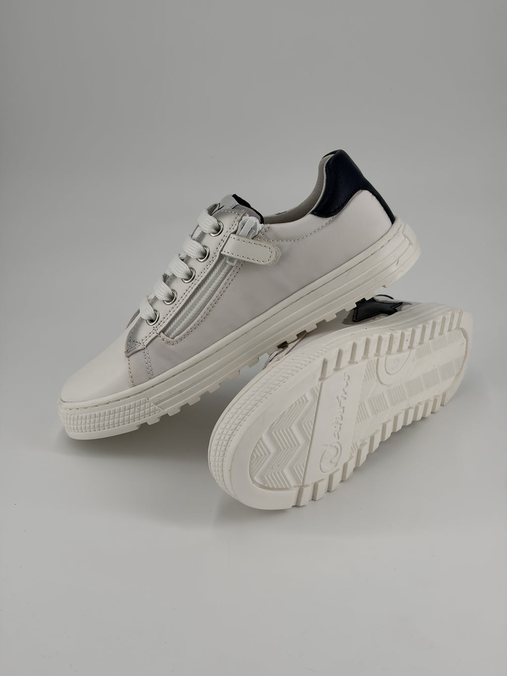 Naturino Kokie Zip — White–Navy